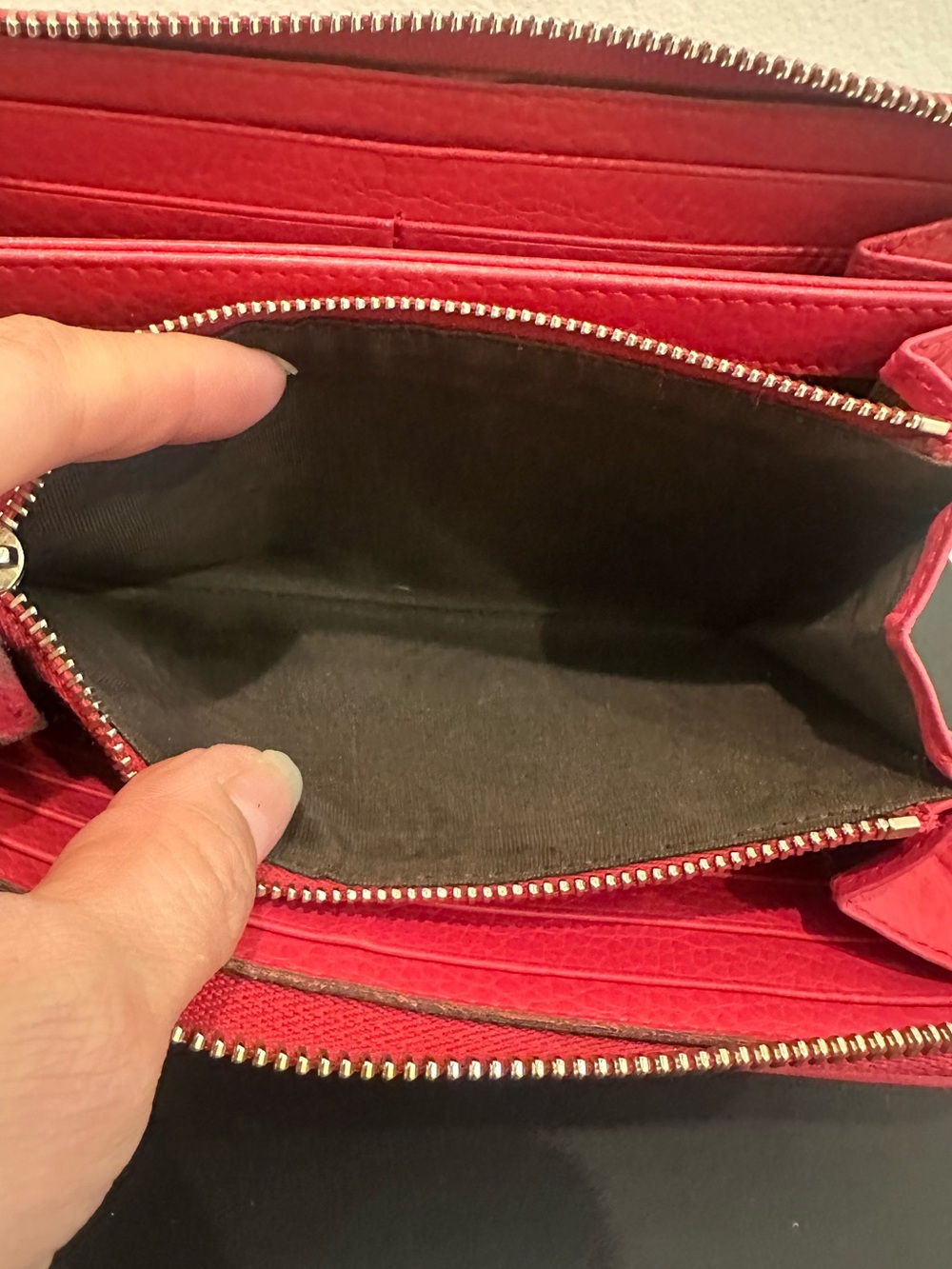 Gucci Bright Pink Pebbled Soho Zip Around Wallet - Picture 6 of 10